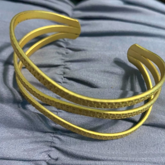 Trance Cuff Bracelet - Matte Gold Plated - Picture 4 of 5